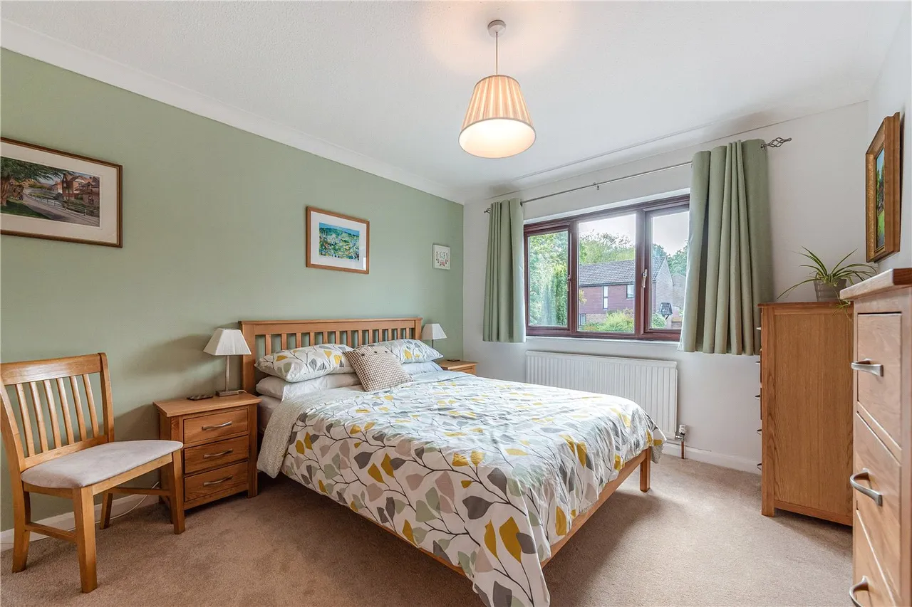 Nursery Gardens, Winchester, SO22, photo 12