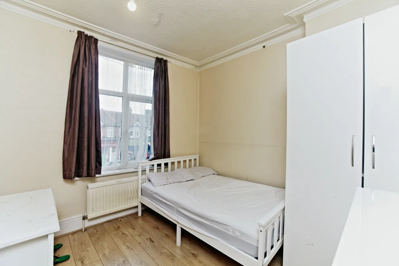 Lower Addiscombe Road, Croydon, CR0, photo 9
