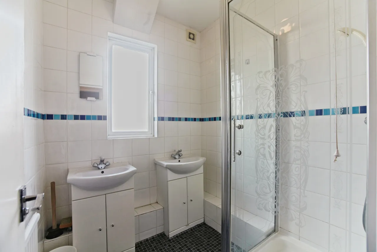 Lower Addiscombe Road, Croydon, CR0, photo 12