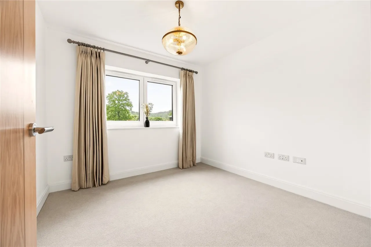 Kidnappers Lane, Leckhampton, GL53, photo 25