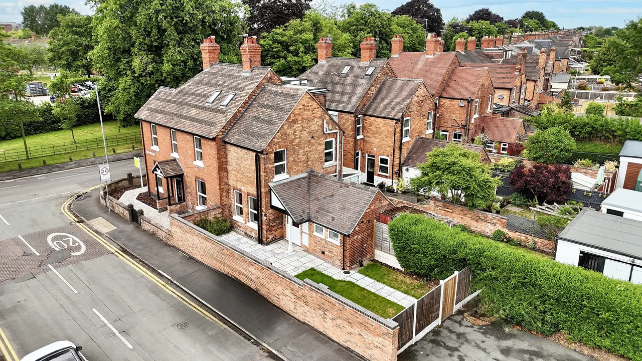 3 bed house for sale, Corporation Street, Stafford, ST16