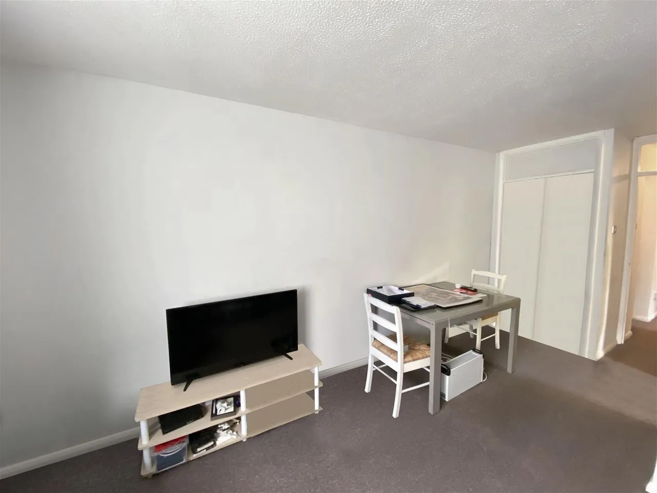 Church Road, Northolt, photo 4