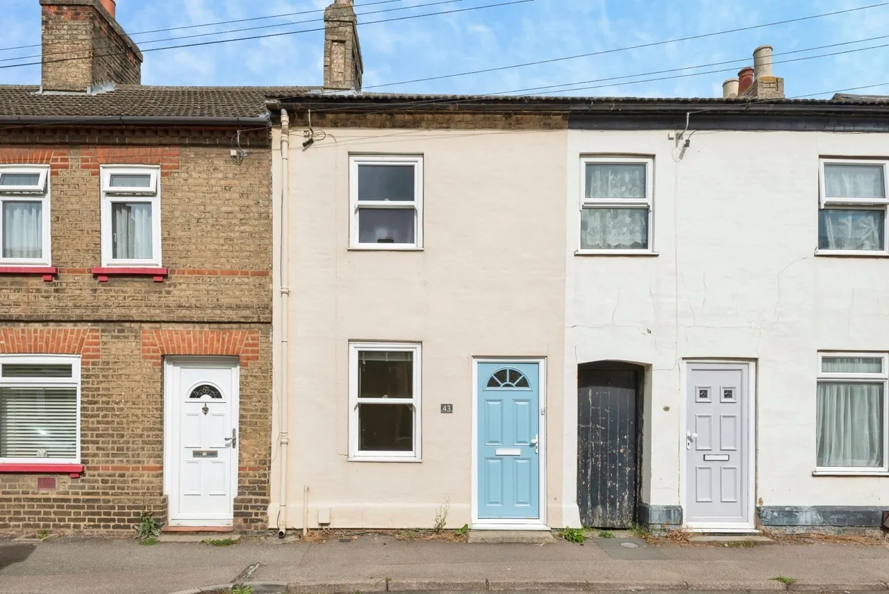 3 bed house for sale — Lawrence Road, Biggleswade, Bedfordshire, SG18