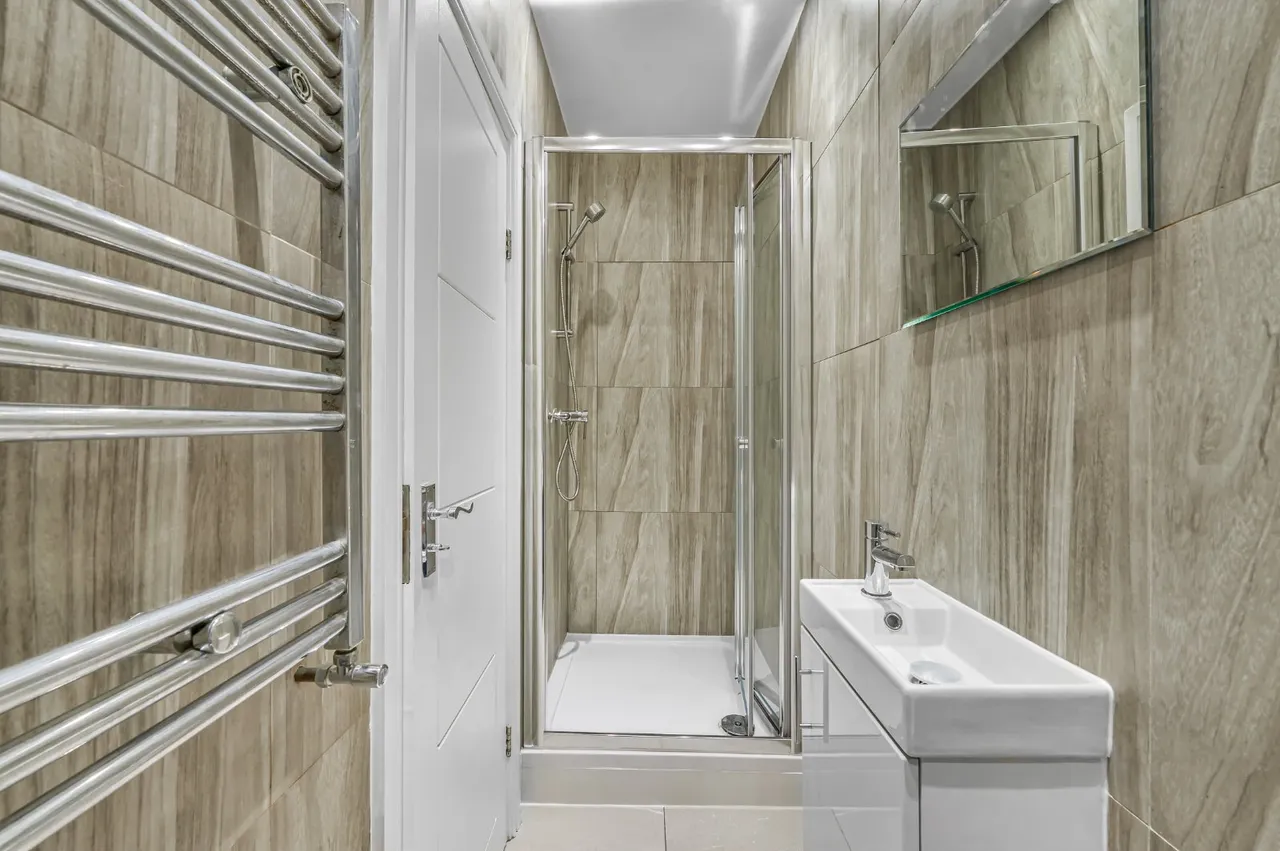 Peckham High Street, Peckham, London, SE15, photo 3