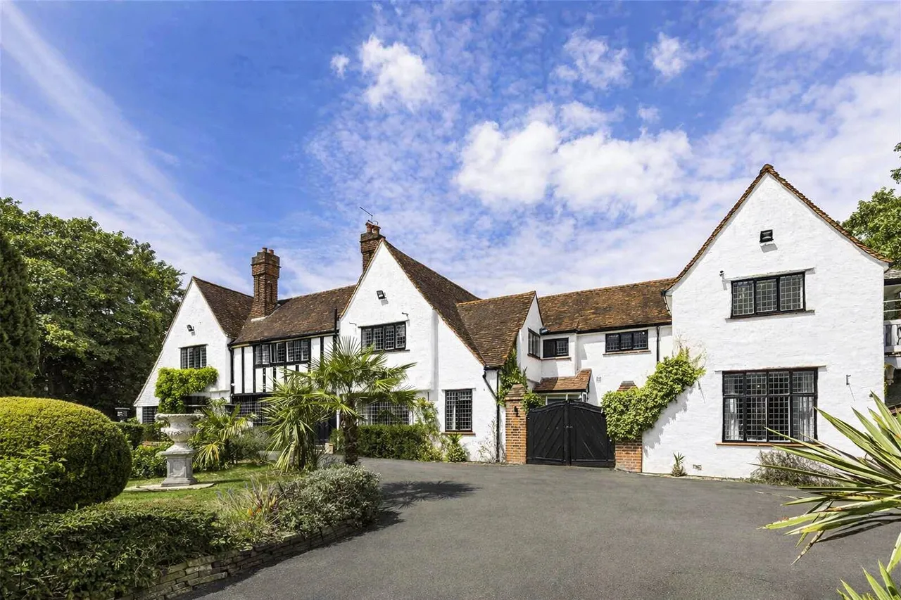 Camlet Way, Hadley Wood, EN4 0NJ, photo 2
