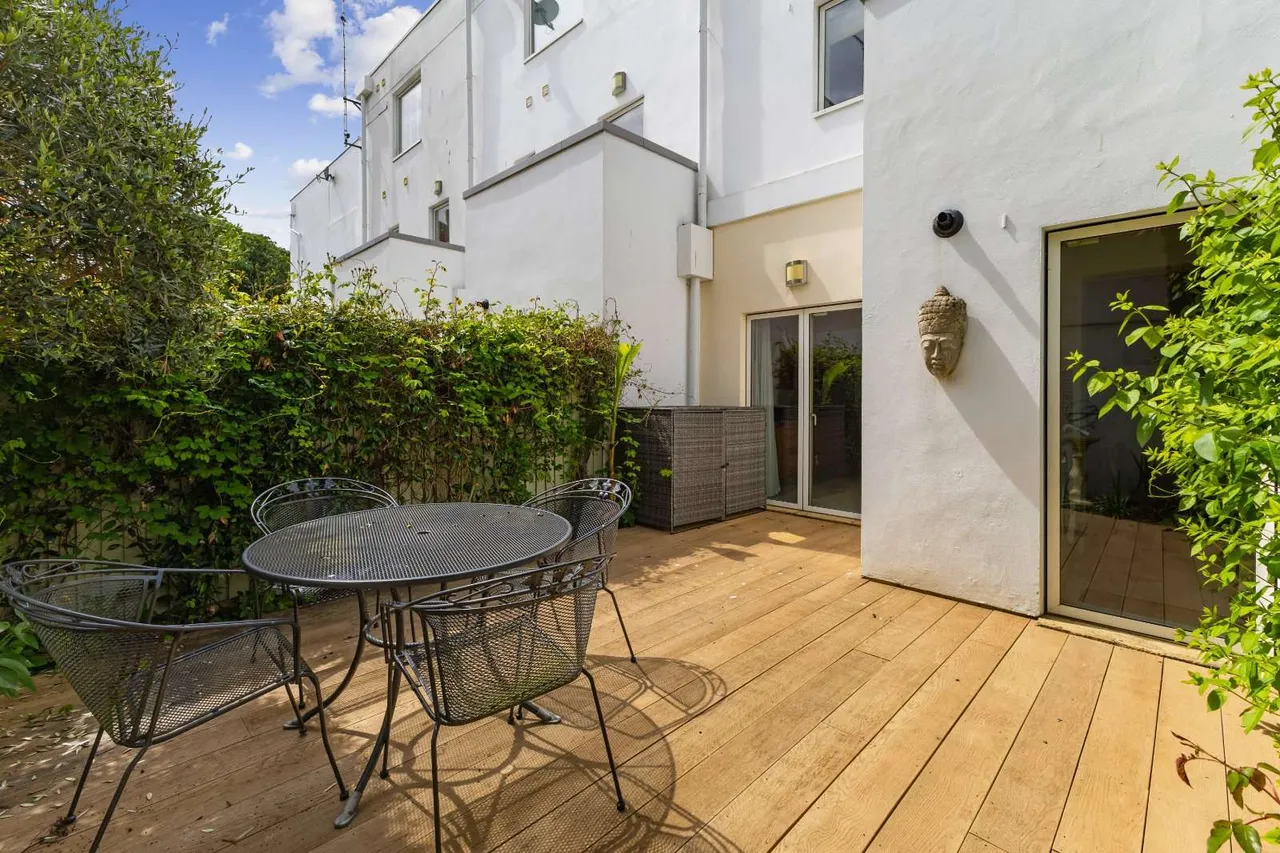 Trafalgar Street, Cheltenham, Gloucestershire, GL50 1UH, photo 11