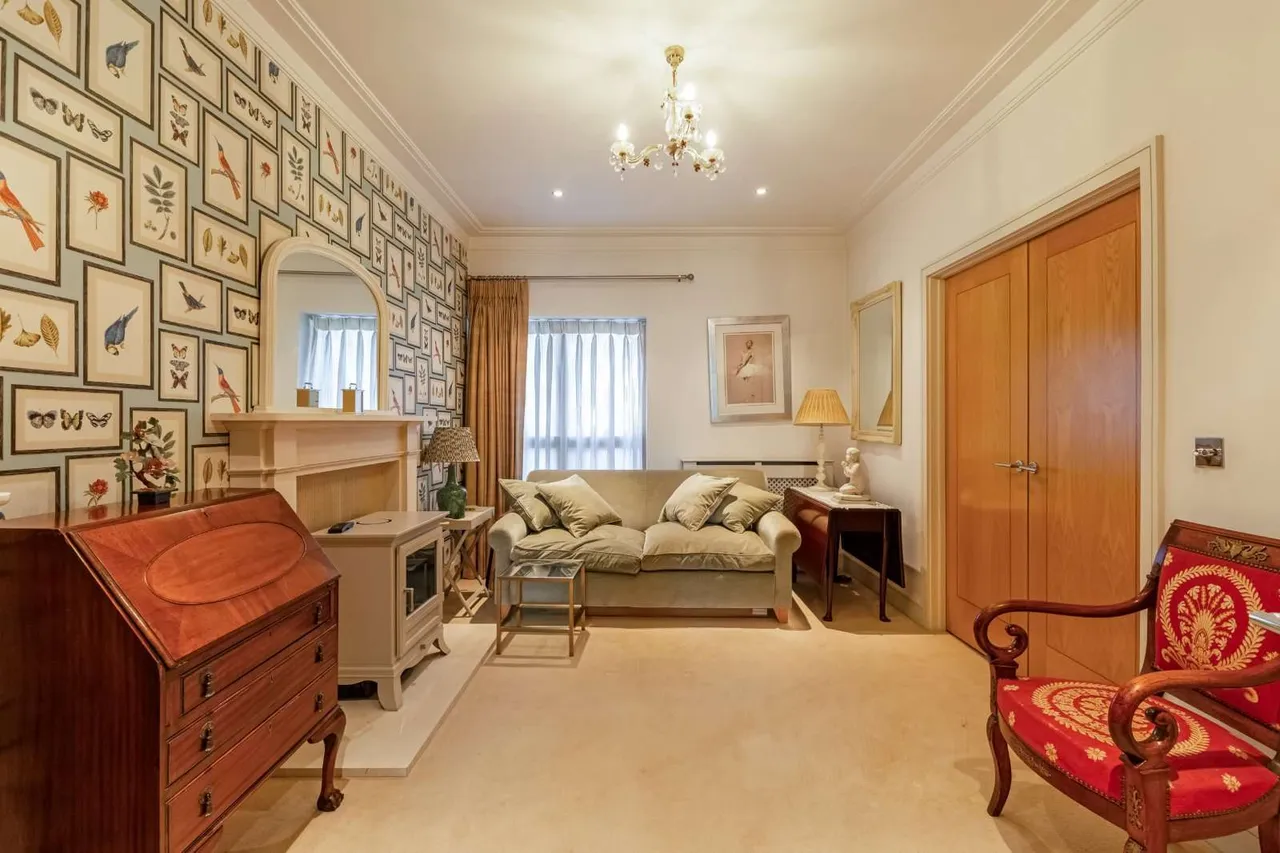 Trafalgar Street, Cheltenham, Gloucestershire, GL50 1UH, photo 10