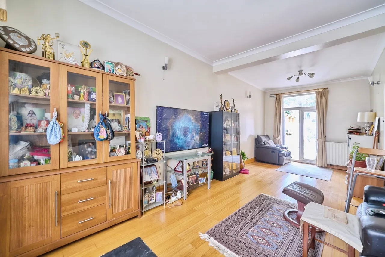 Park Grove, London, E15, photo 6