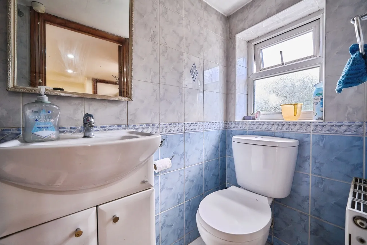Park Grove, London, E15, photo 20