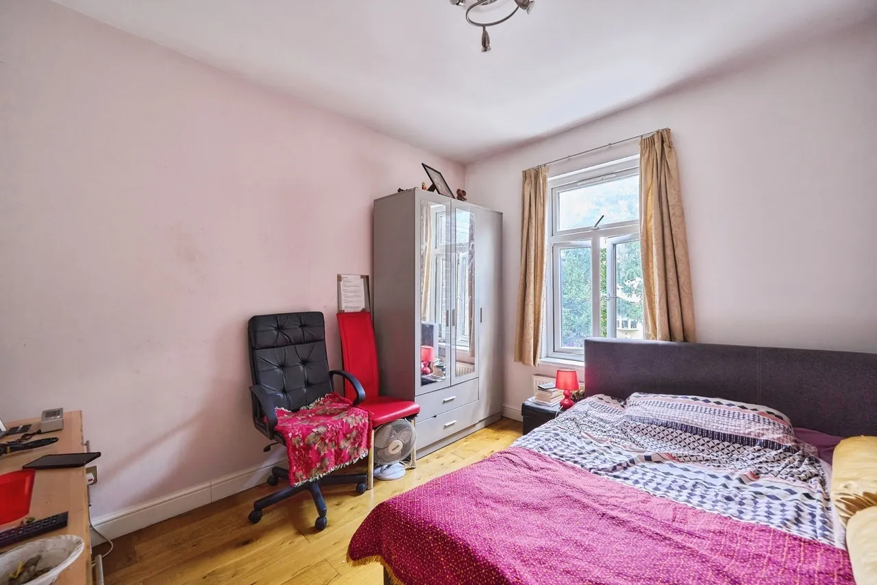 Park Grove, London, E15, photo 16