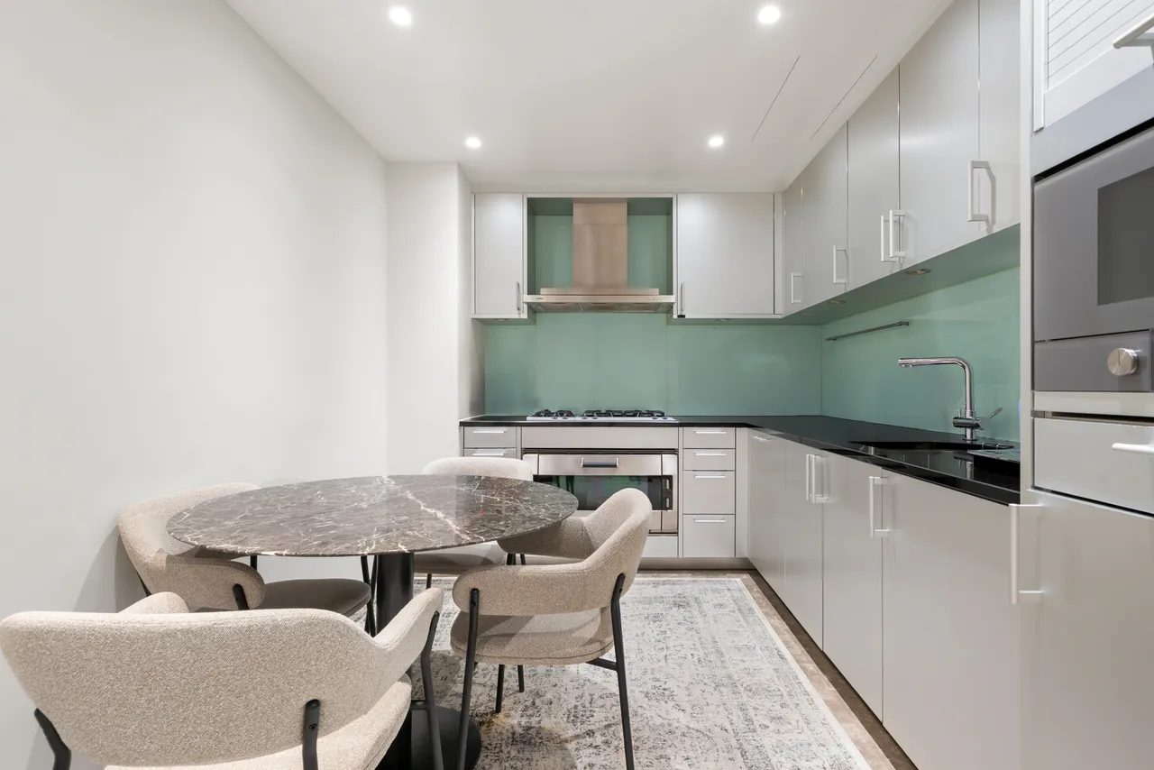 The Knightsbridge Apartments, Knightsbridge, SW7, photo 6