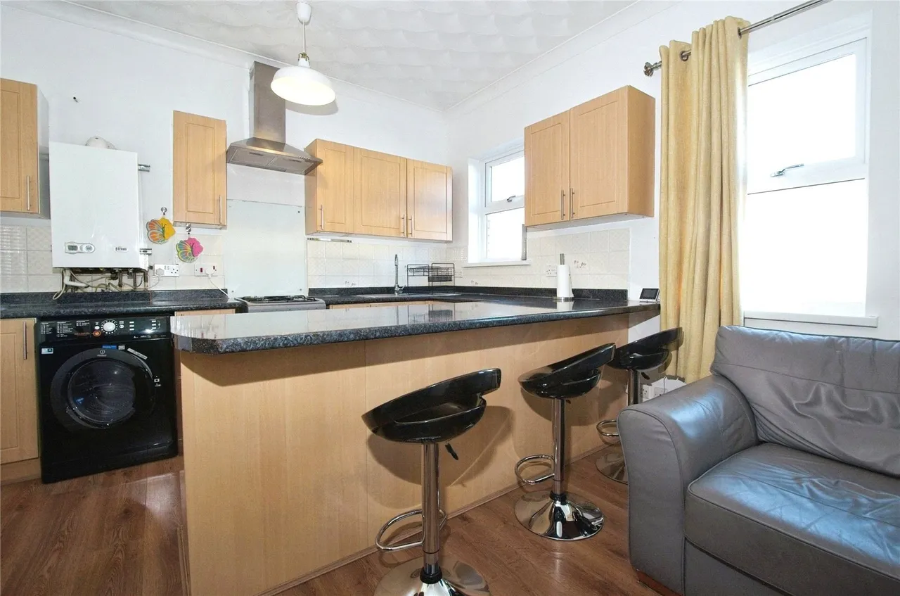 Carlisle Street, Cardiff, CF24, photo 3