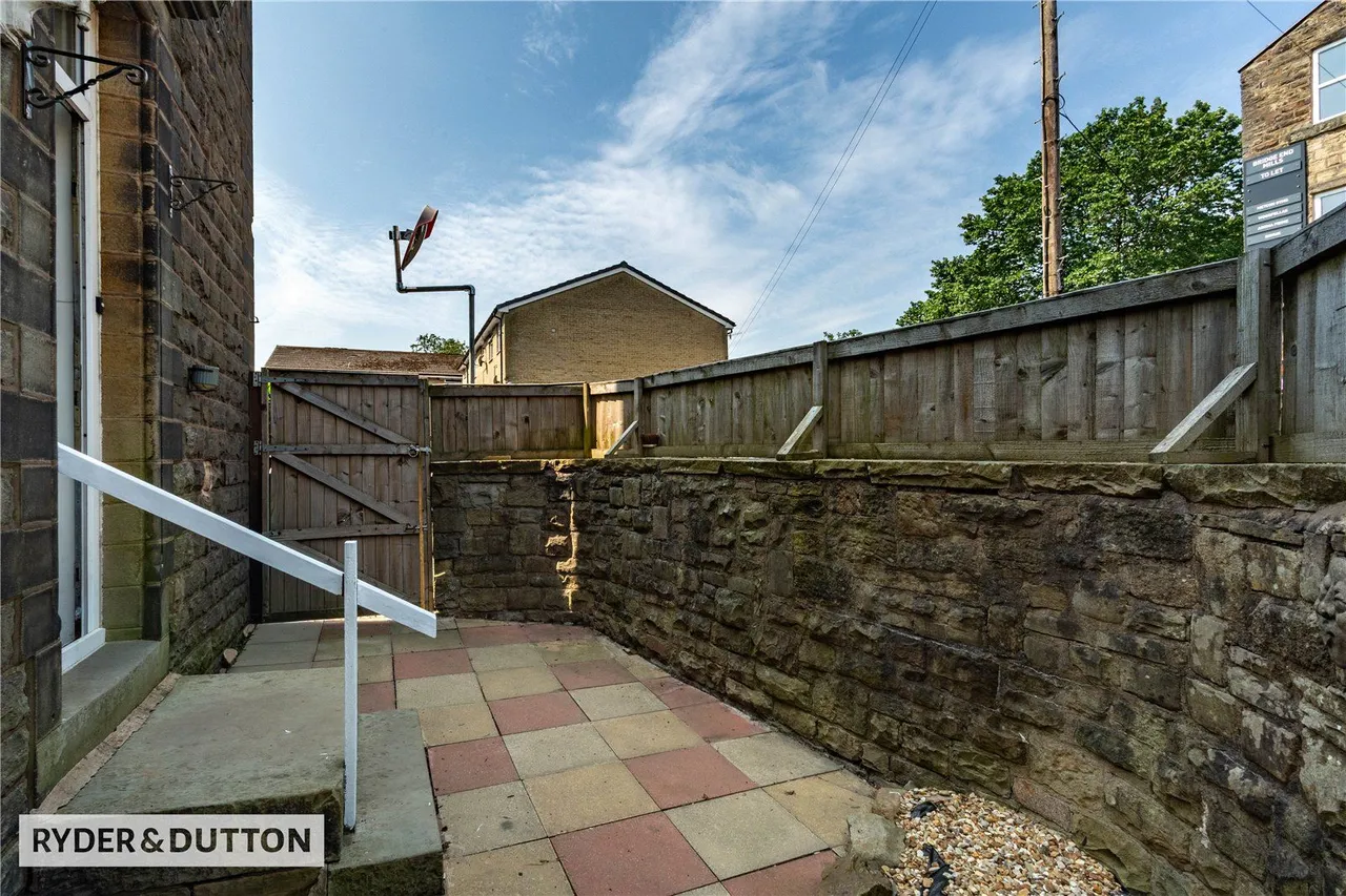 Tong Lane, Whitworth, OL12, photo 16
