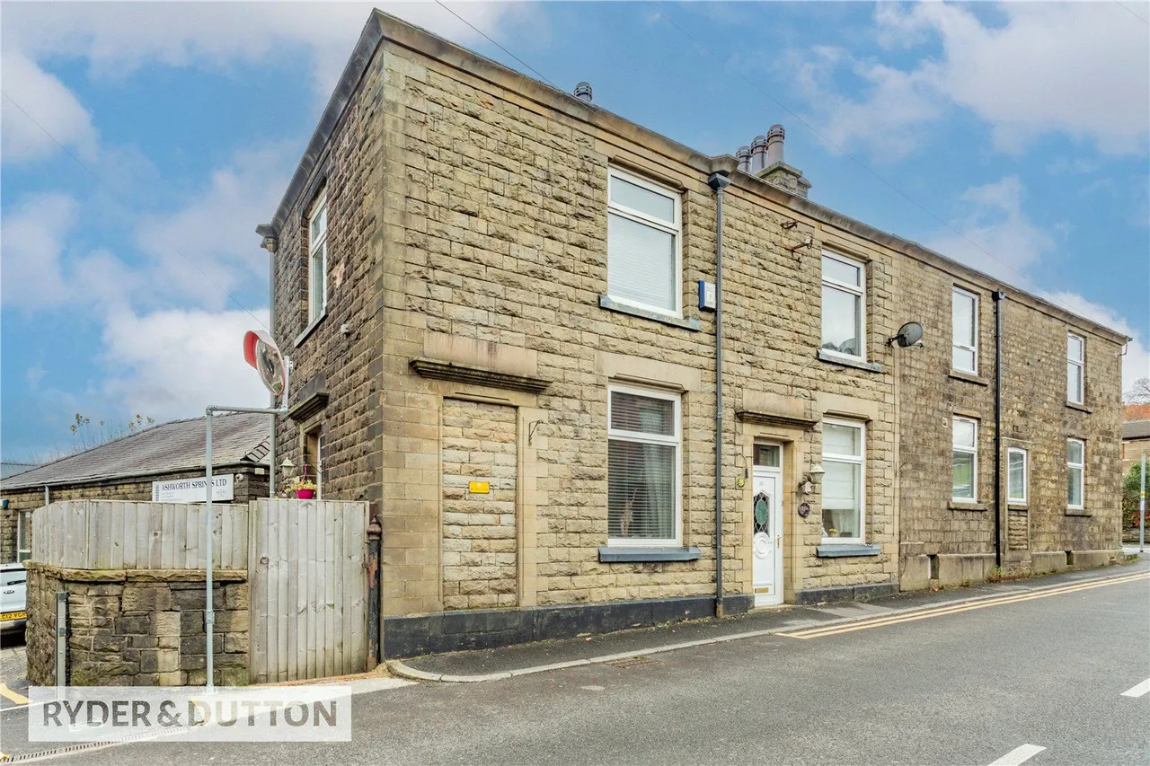 Tong Lane, Whitworth, OL12, photo 10