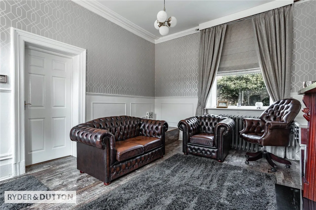 Tong Lane, Whitworth, OL12, photo 11