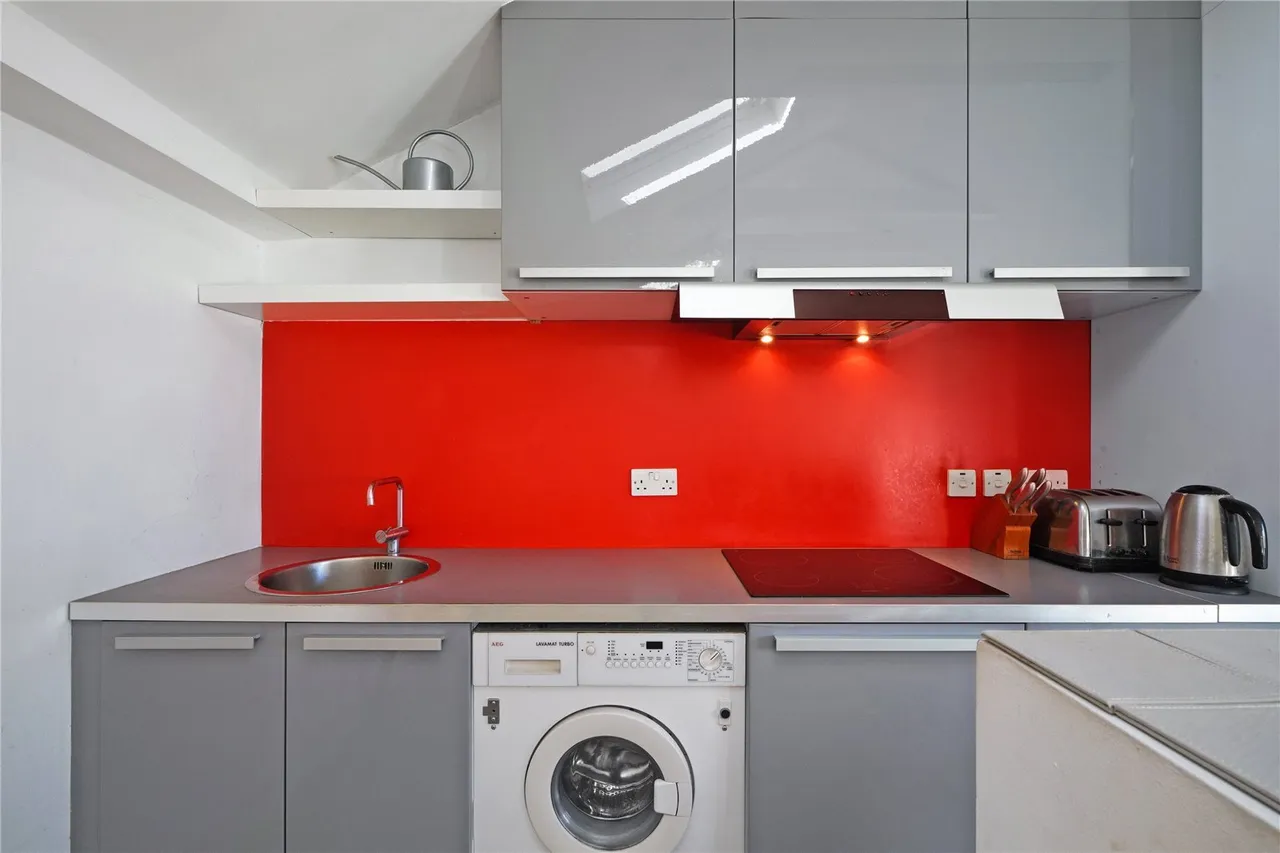 Lewisham Way, SE4, photo 16