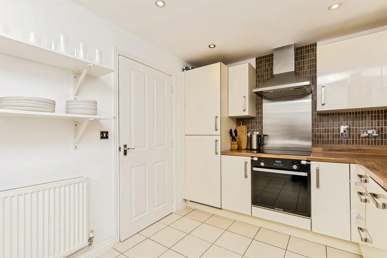 Orchard Close, Burgess Hill, RH15, photo 4