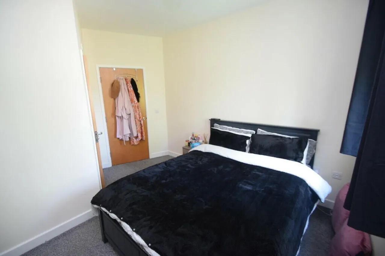 Lister Court, Bradford, BD8, photo 7