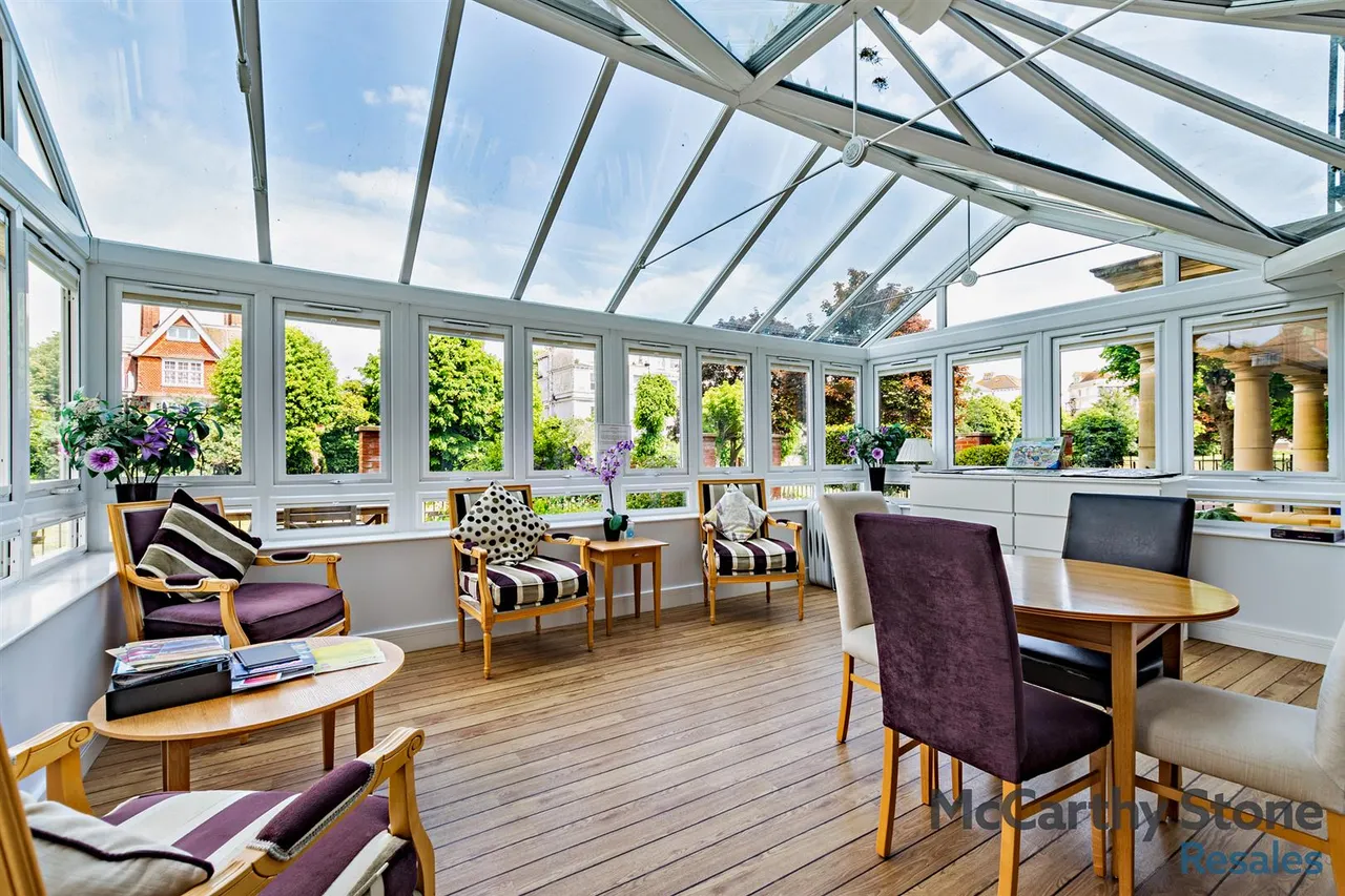 Jevington Gardens, Eastbourne, BN21, photo 18