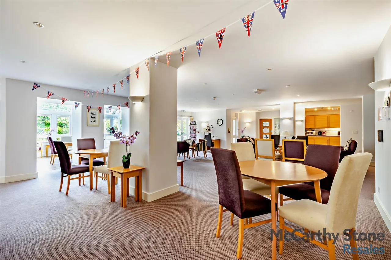 Jevington Gardens, Eastbourne, BN21, photo 15