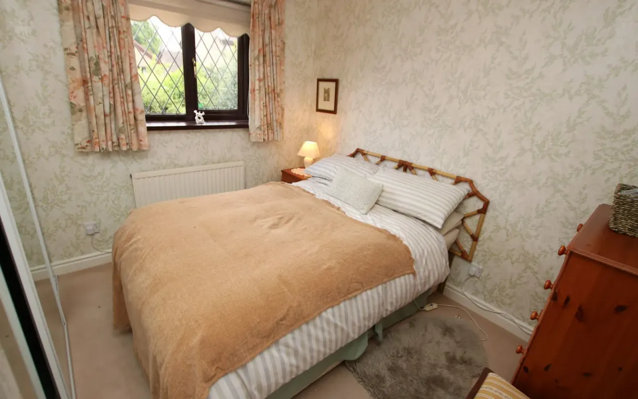OLD MANOR DRIVE OXSPRING, photo 11