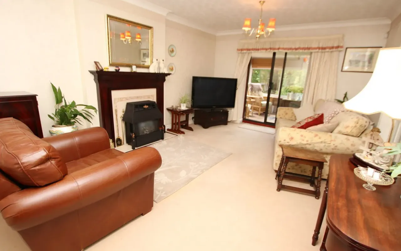 OLD MANOR DRIVE OXSPRING, photo 4