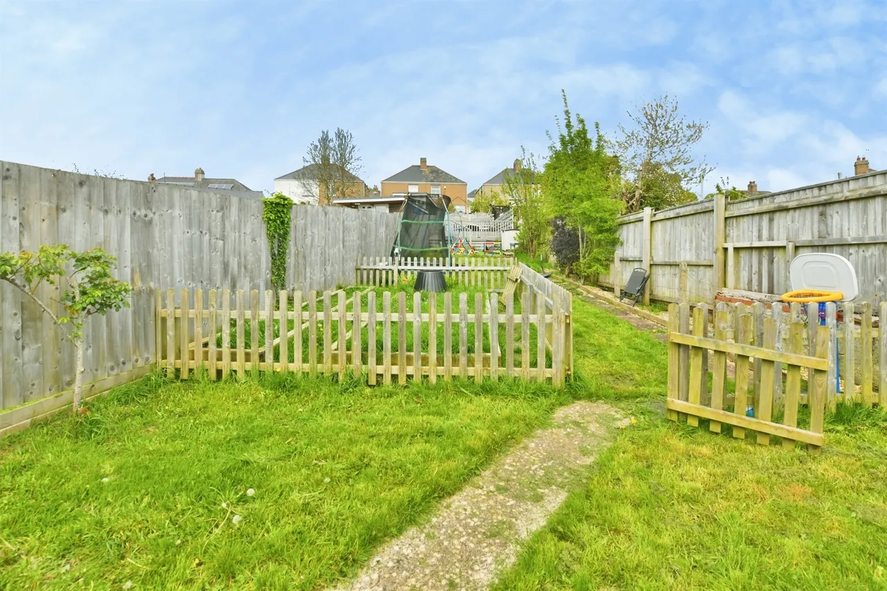 Stirling Road, Plymouth, photo 7