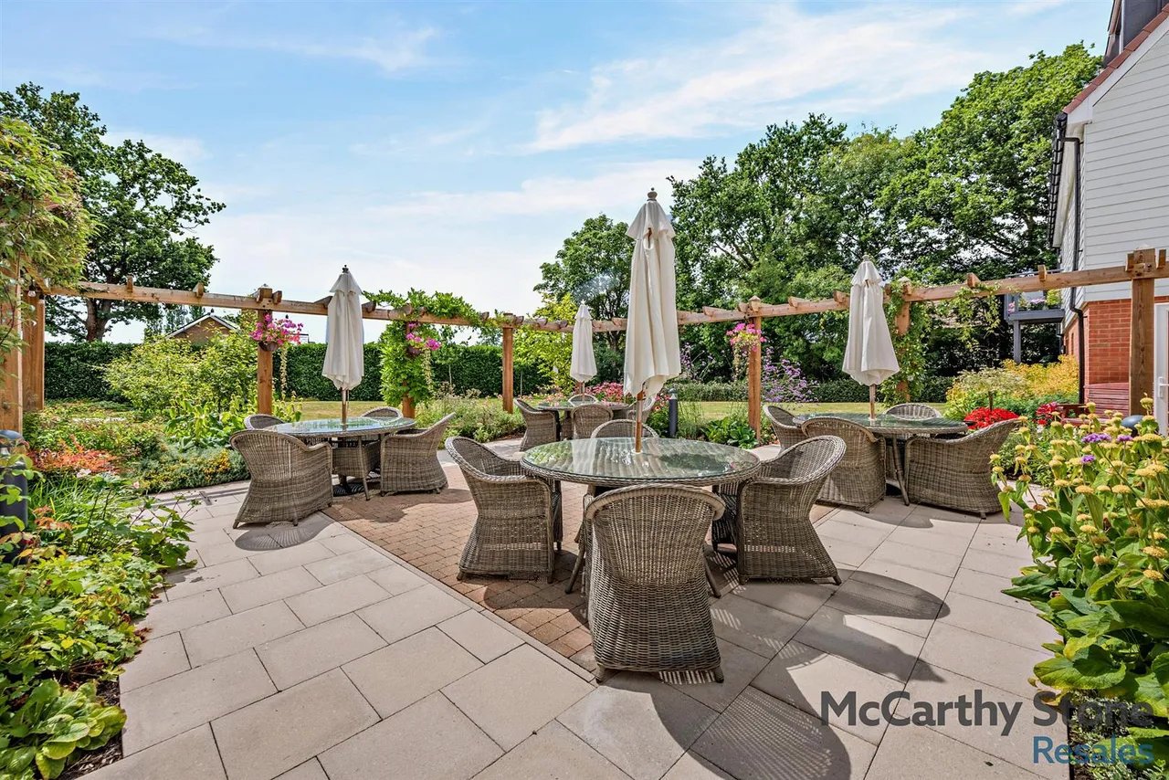 Highgate Hill, Hawkhurst, TN18, photo 19