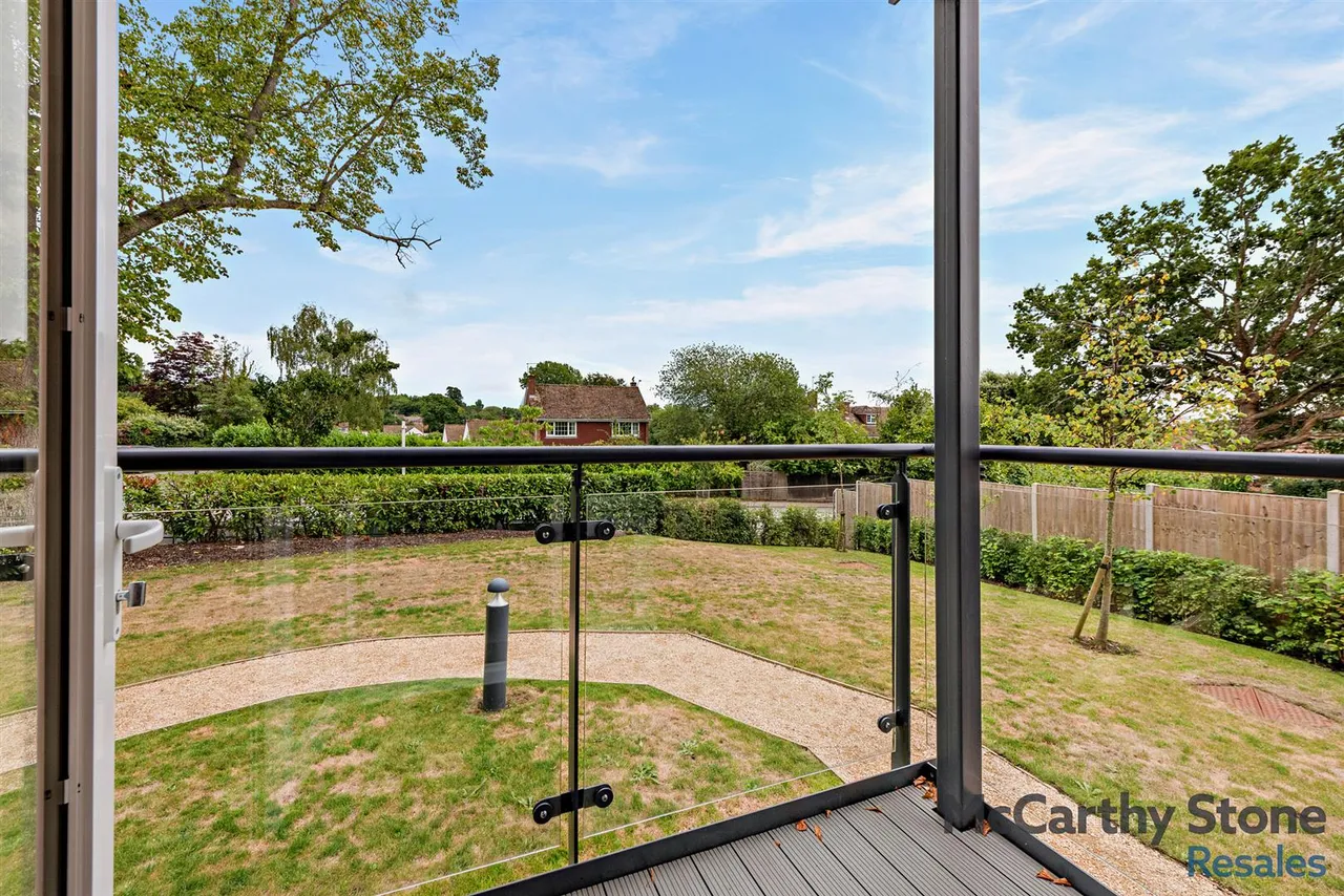 Highgate Hill, Hawkhurst, TN18, photo 18