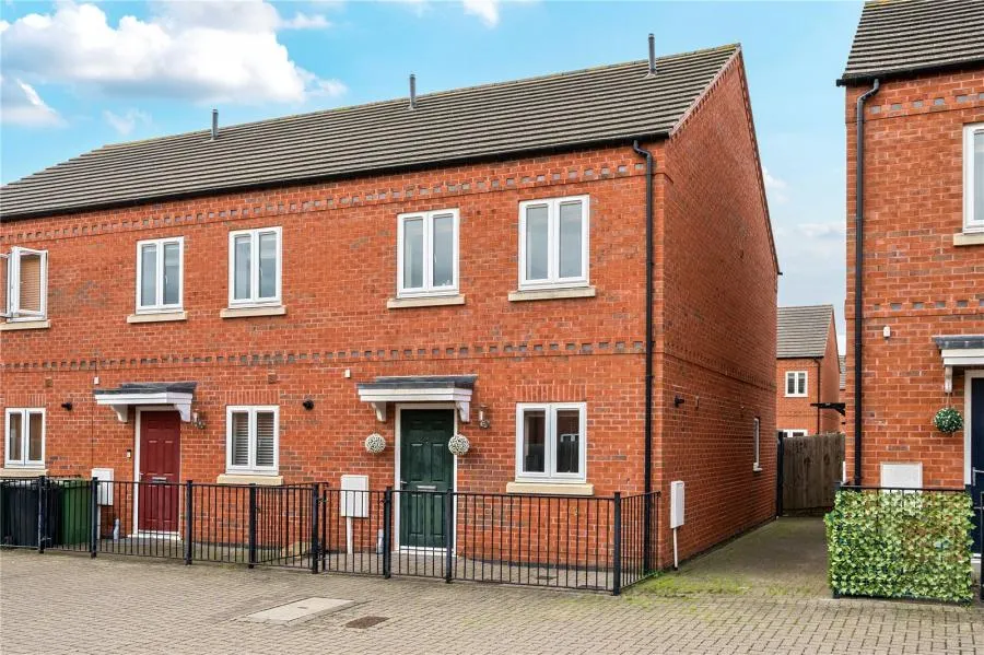 2 bed house for sale, Coltman Drive, Loughborough, LE11