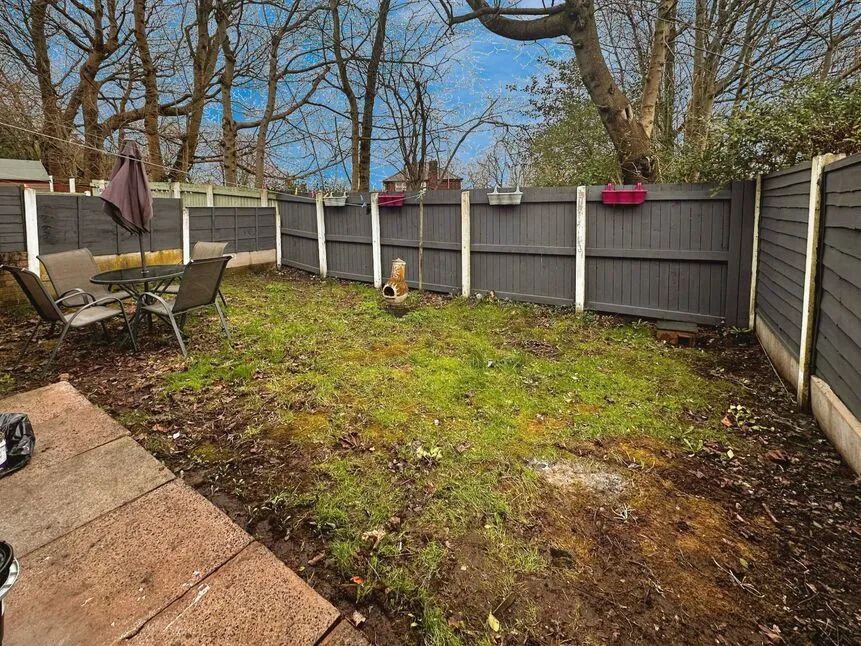 Wakefield Crescent, Romiley, SK6, photo 8