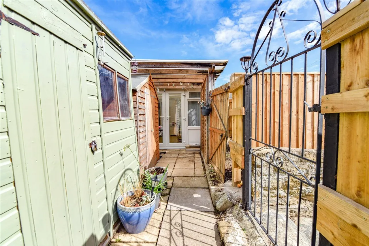 Byron Road, Dursley, GL11, photo 13