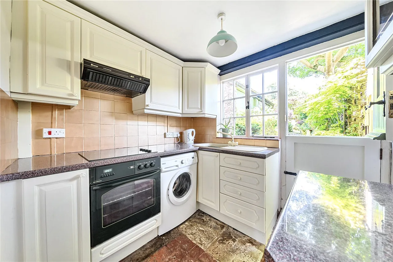 The Street, Plaxtol, Sevenoaks, TN15 0QE, photo 5