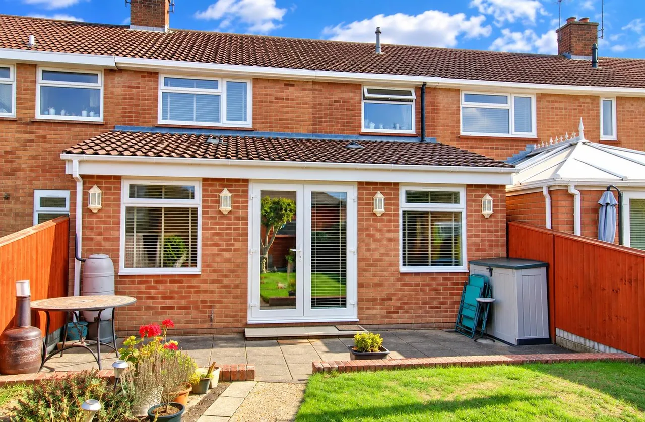 Hardham Close, Crawley, RH11, photo 18