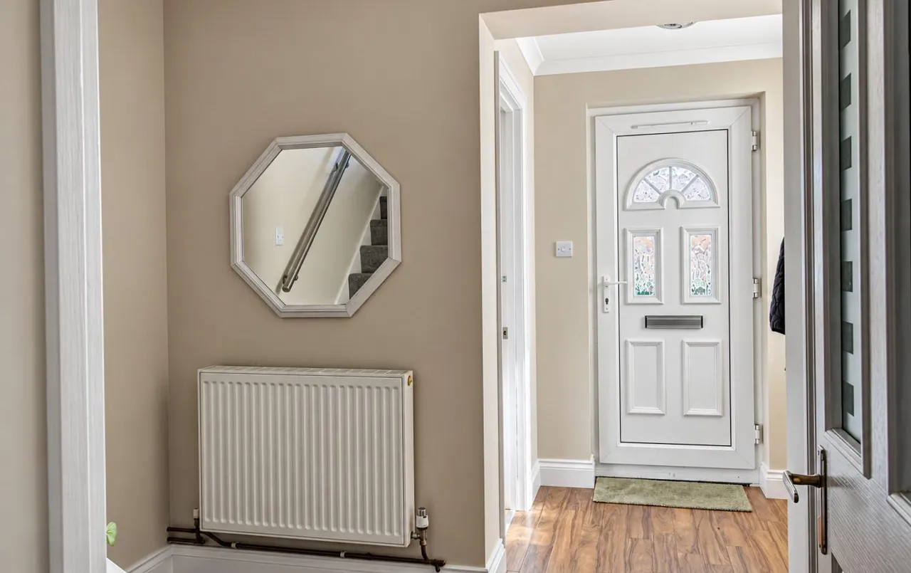 Hardham Close, Crawley, RH11, photo 8