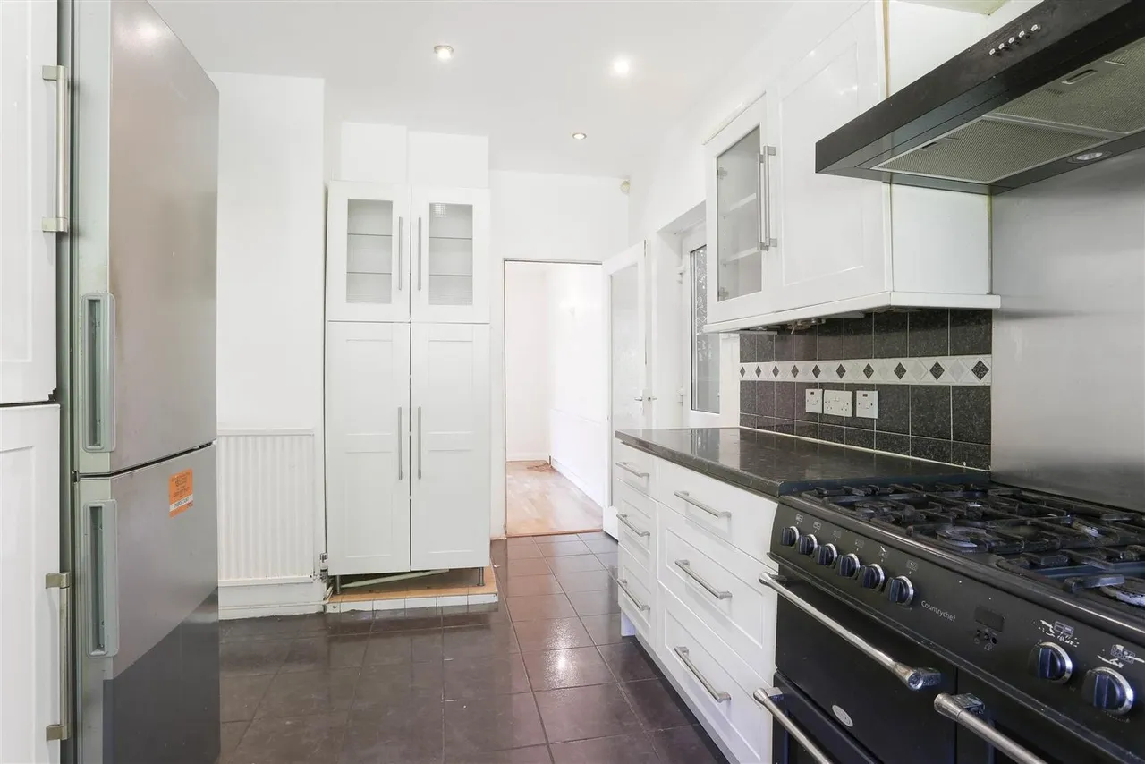 Northey Avenue, South Cheam, SM2, photo 9