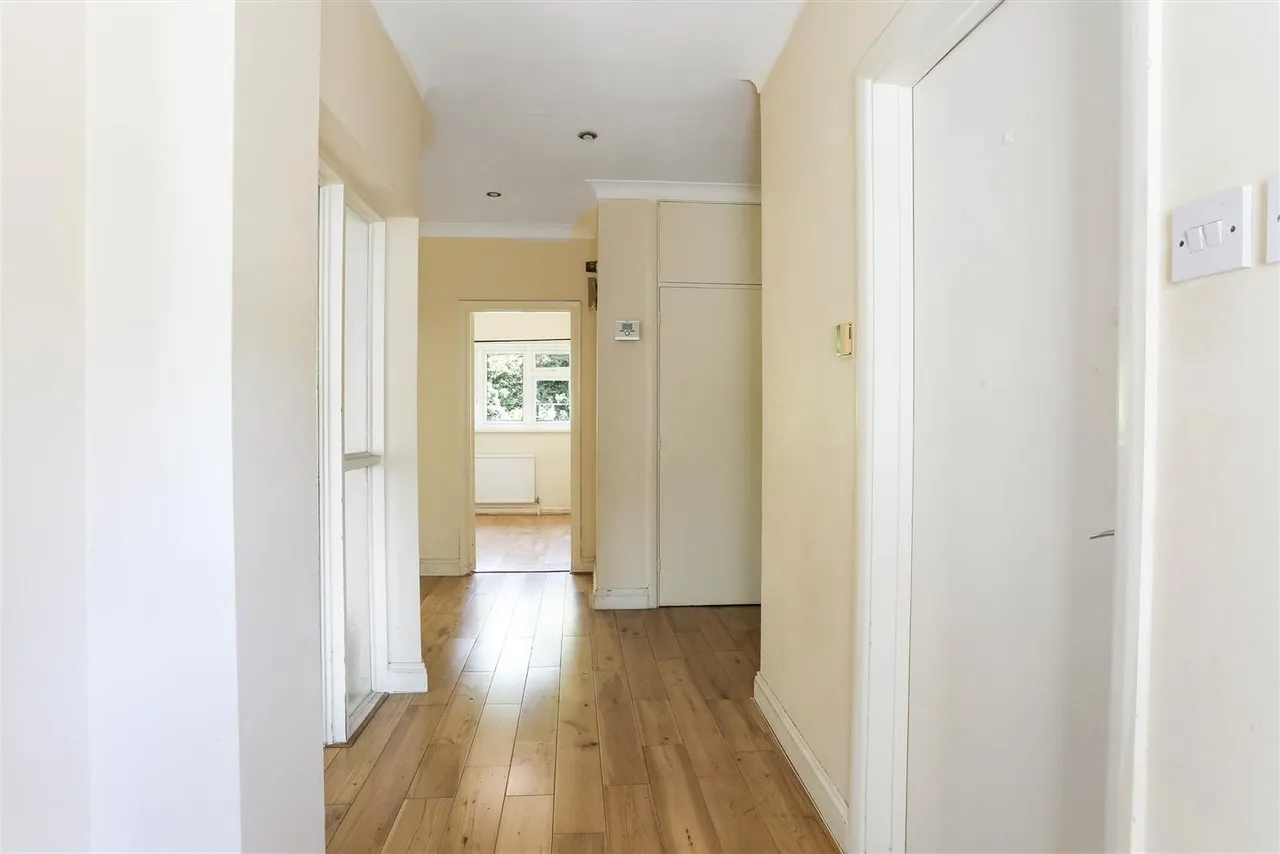 Northey Avenue, South Cheam, SM2, photo 7