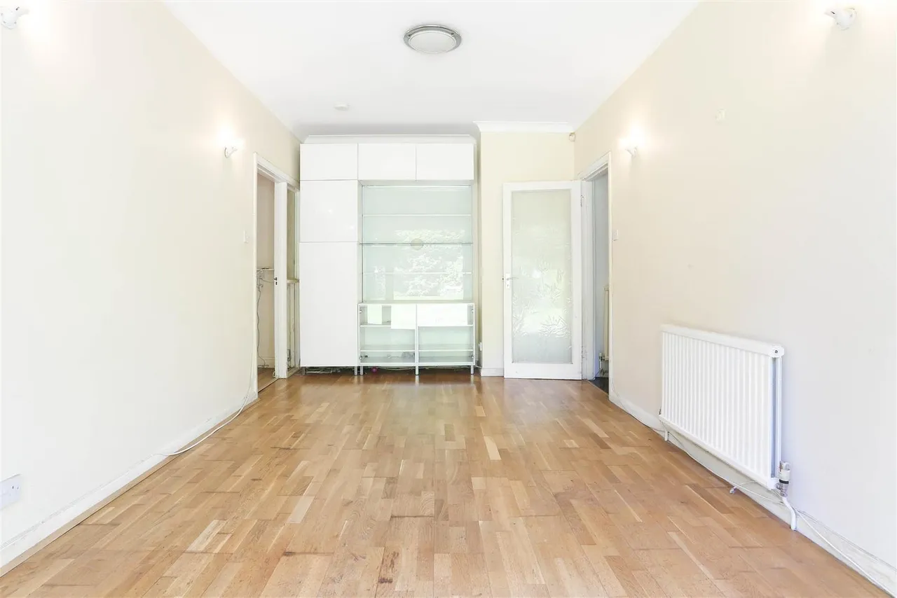 Northey Avenue, South Cheam, SM2, photo 12