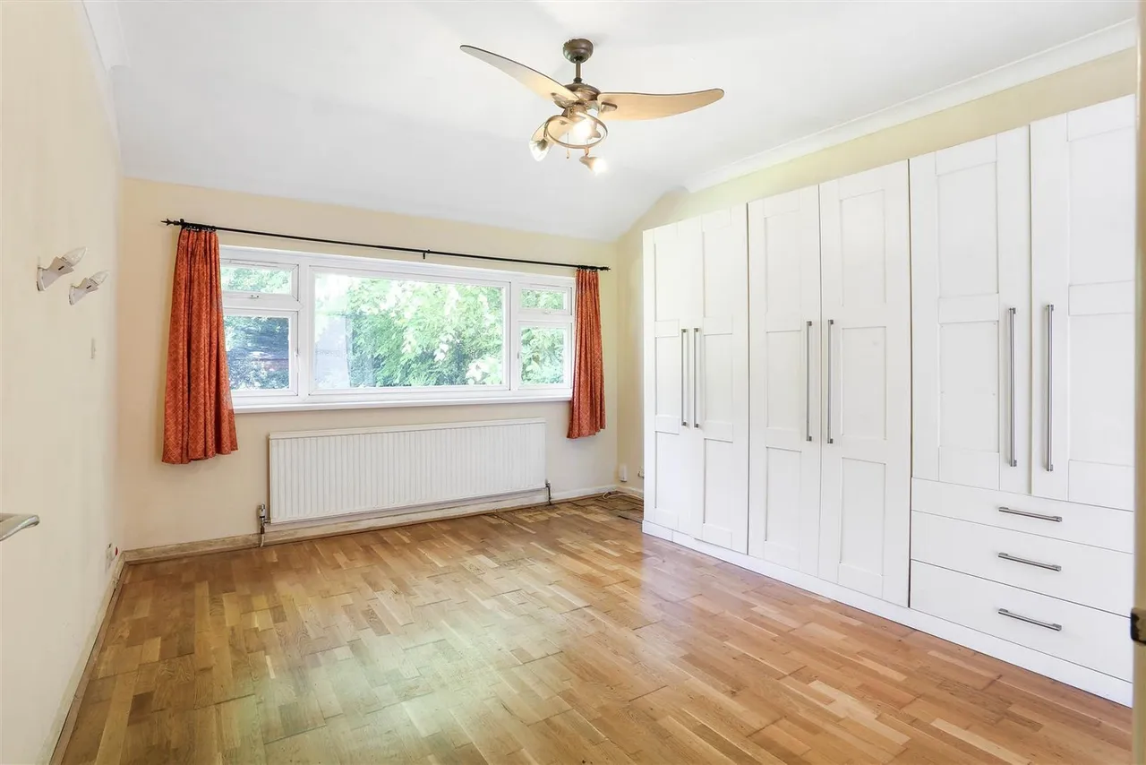 Northey Avenue, South Cheam, SM2, photo 16