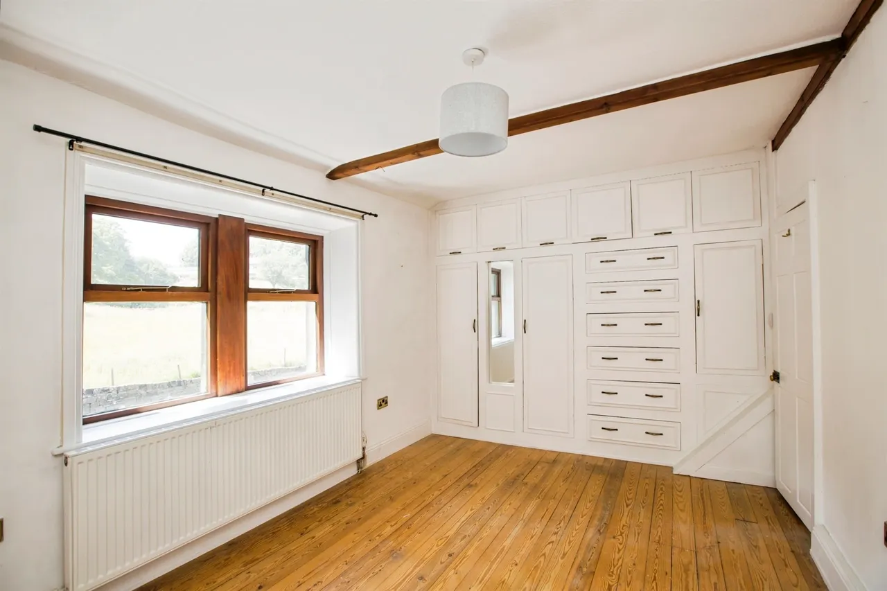 Oldham Road, Rishworth, photo 10
