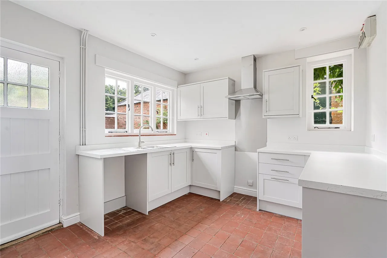 Main Street, Cottesbrooke, NN6, photo 4