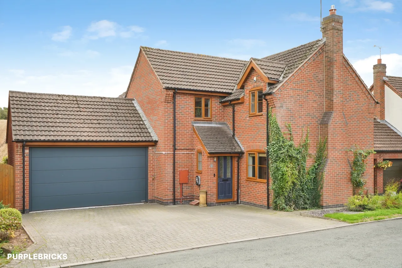 4 bed house for sale, Best Avenue, Brizlincote, DE15