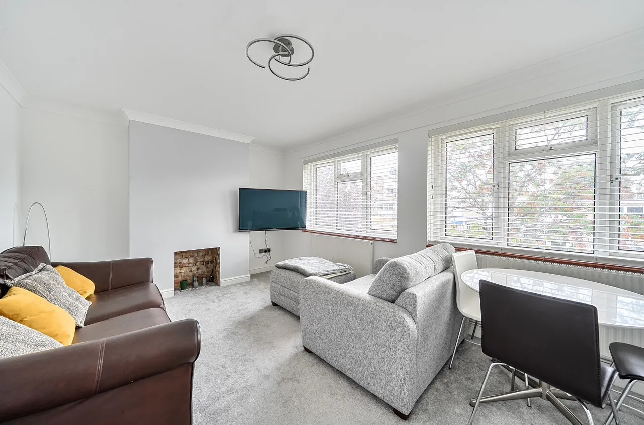 Ashdown Road, Chandler's Ford, SO53, photo 5