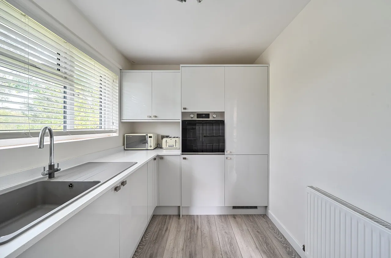Ashdown Road, Chandler's Ford, SO53, photo 4