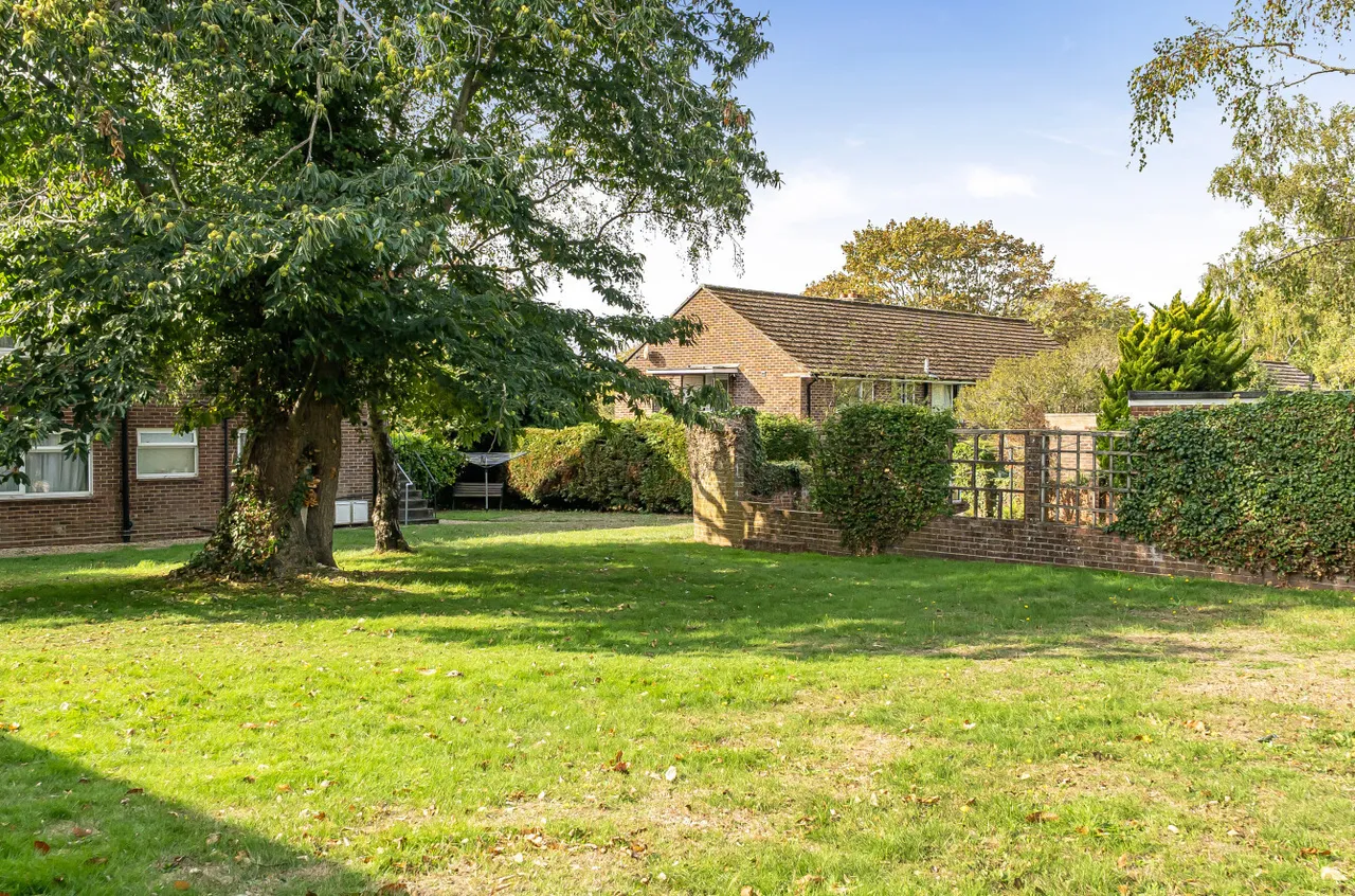Ashdown Road, Chandler's Ford, SO53, photo 13
