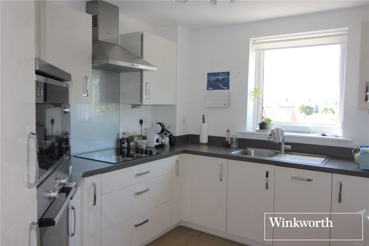 Studio Way, Borehamwood, Hertfordshire, WD6, photo 5