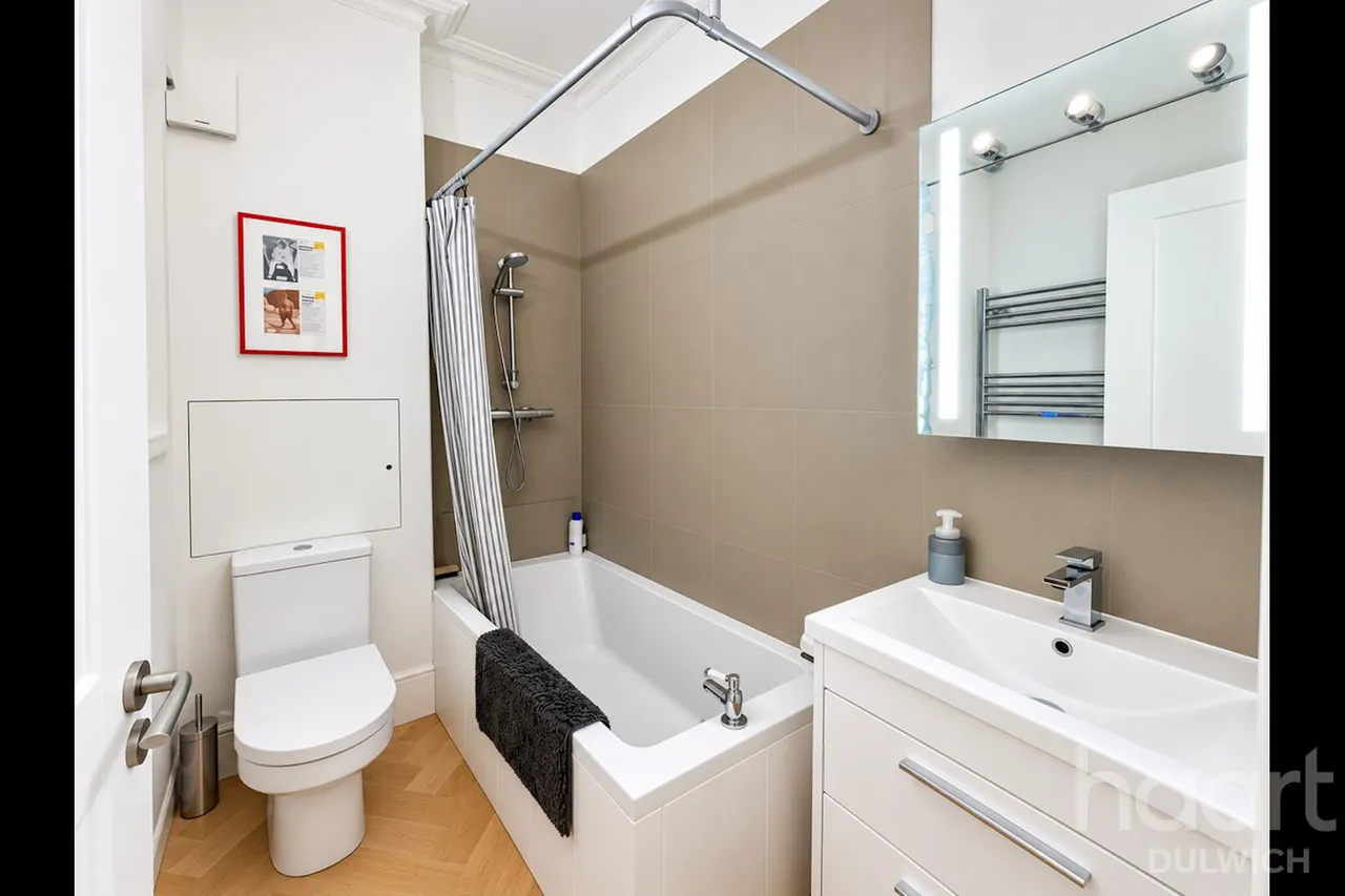 Coldharbour Lane, SE5, photo 6