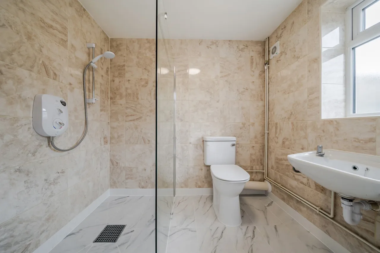 Darenth Road, DA16, photo 6