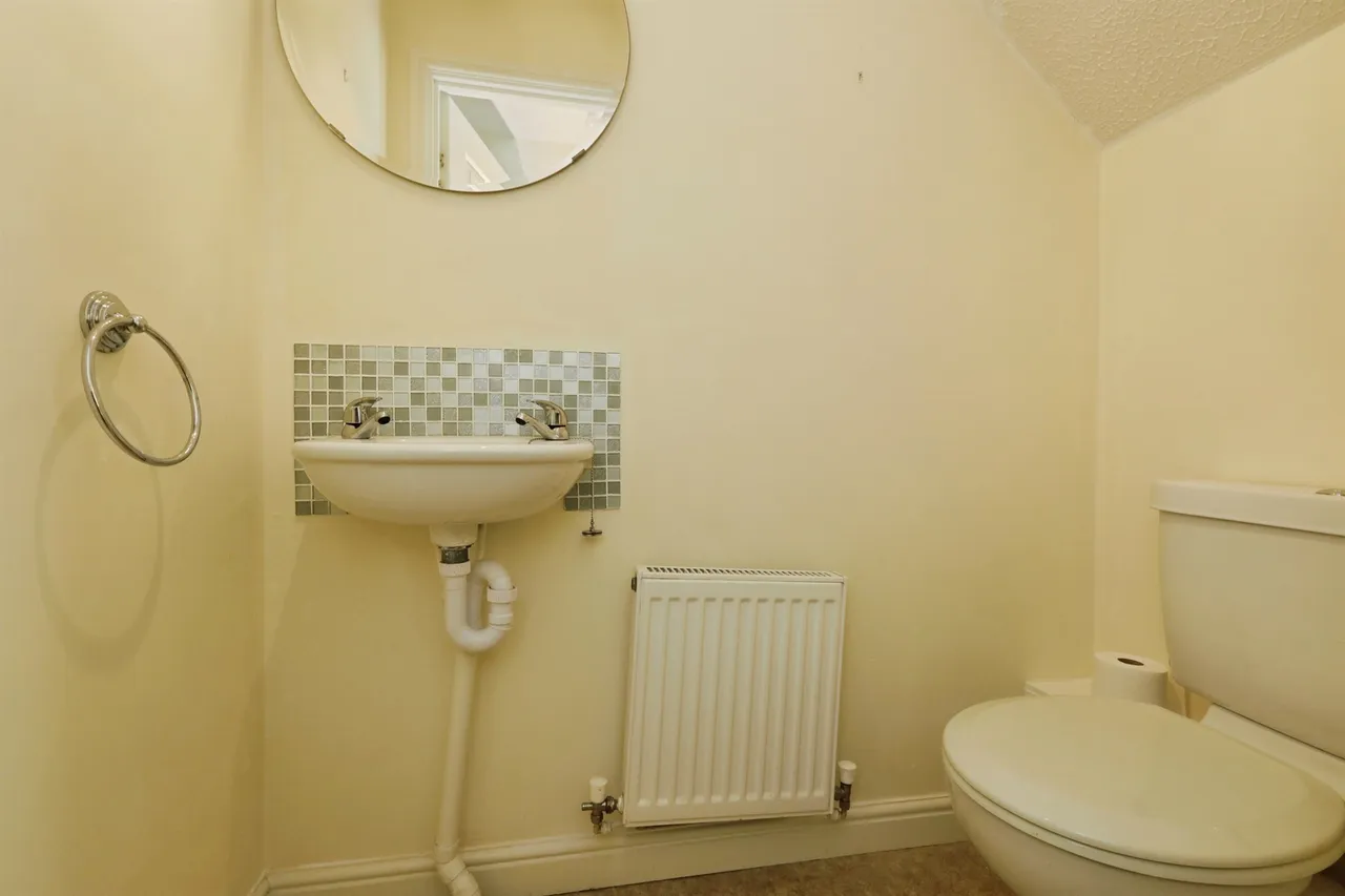 Holly Avenue, Creswell, S80, photo 4