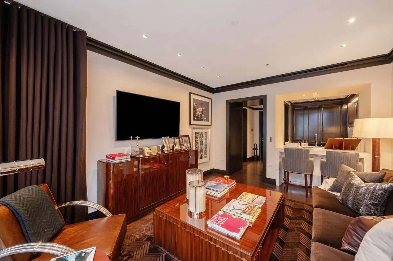 Curzon Street, London, W1J, photo 8